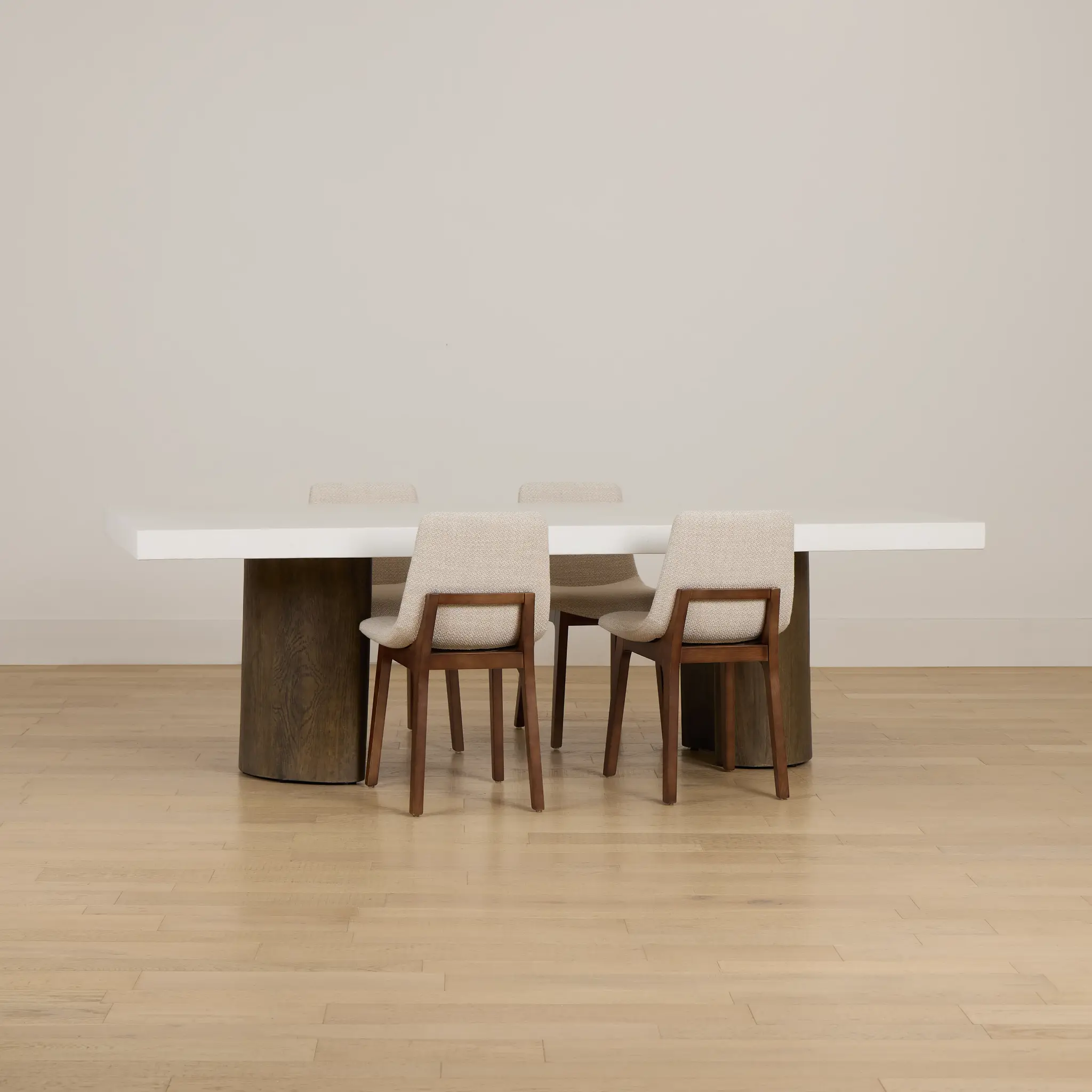 Jensen White Rect Table & 4 Upholstered Chairs Jensen White Rect Table & 4 Upholstered Chairs