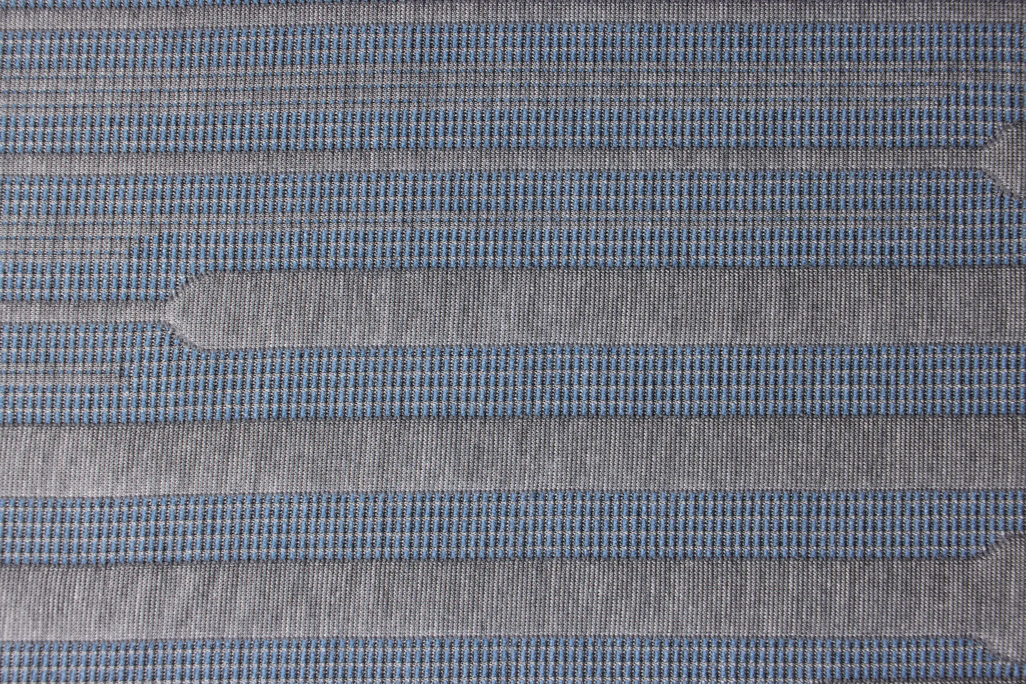 Kevin Charles By Sealy Hybrid Plush Mattress Set