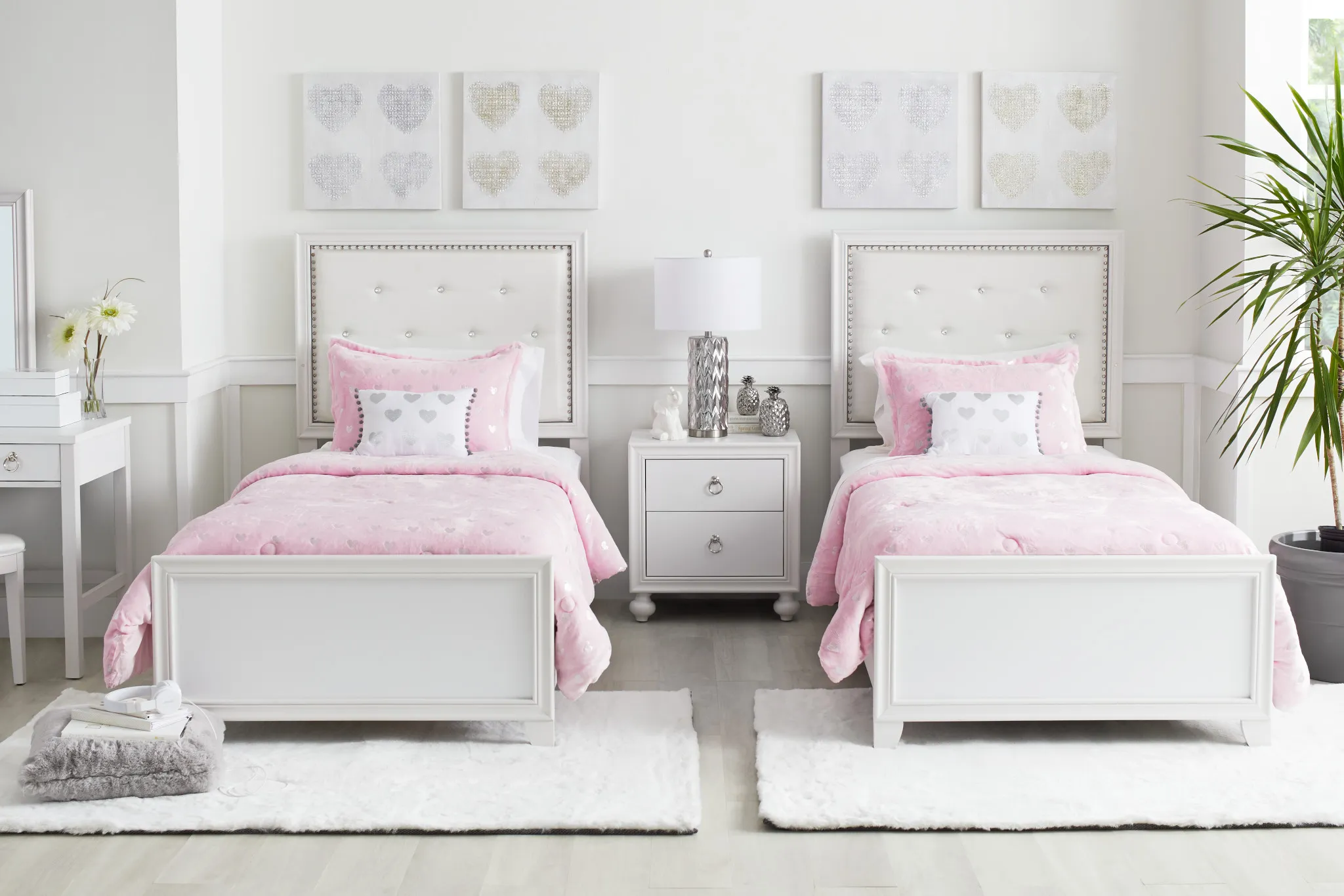 Heart Gold Canvas Wall Art