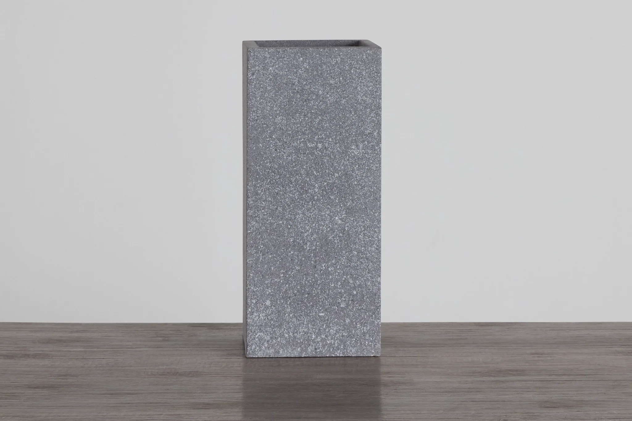 Cody Gray Medium Planter