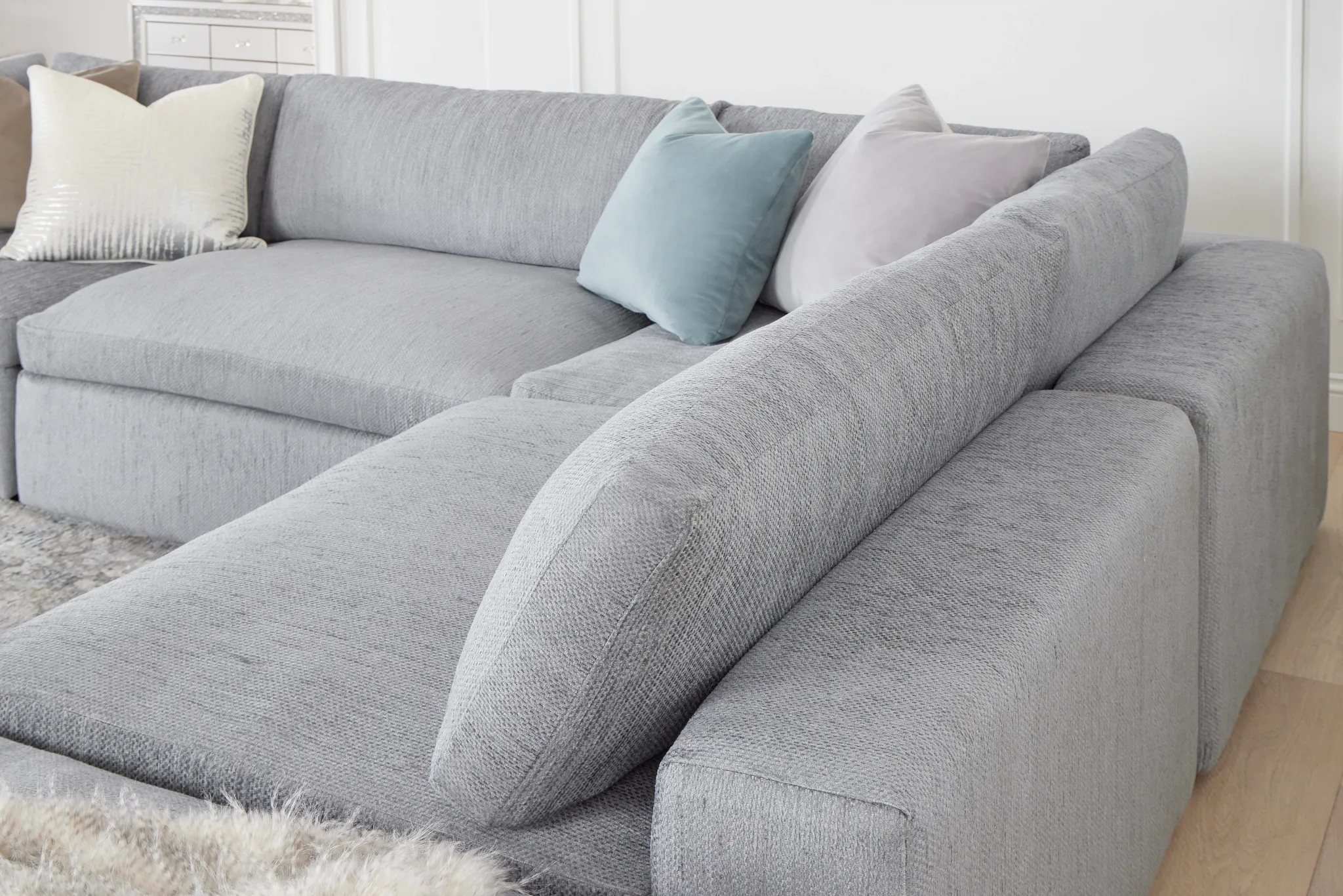Destin Revenue Gray Fabric 5pc Bumper Sectional