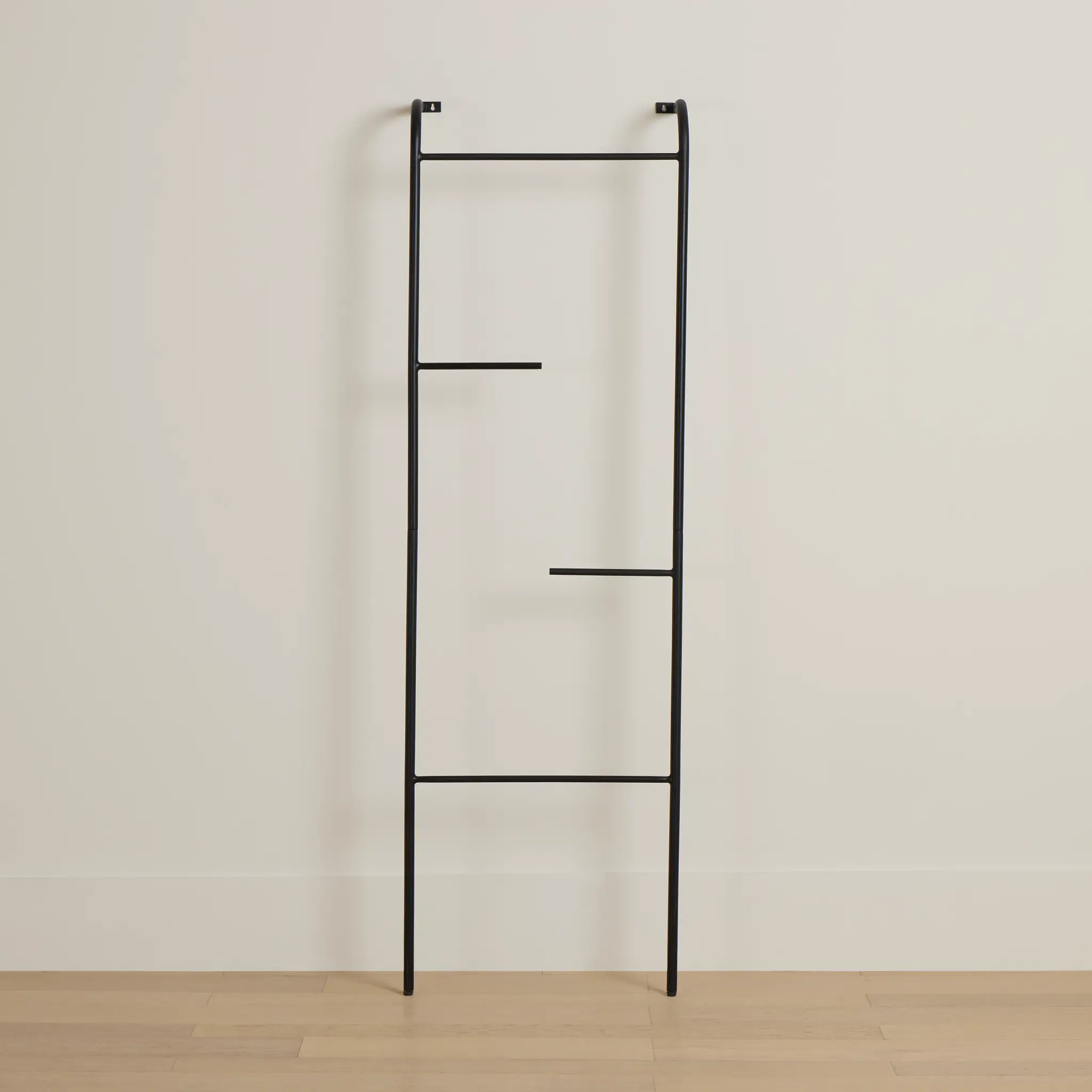 Riley Black Ladder Riley Black Ladder
