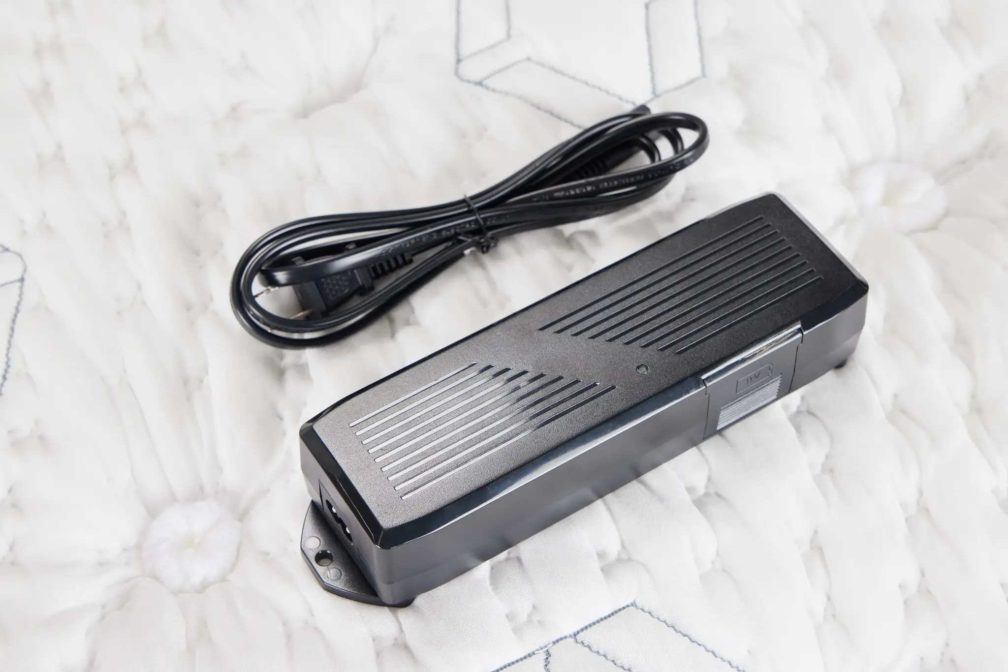 Aireloom Timeless Odyssey Streamline Firm Deluxe Adjustable Mattress Set Aireloom Timeless Odyssey Streamline Firm Deluxe Adjustable Mattress Set