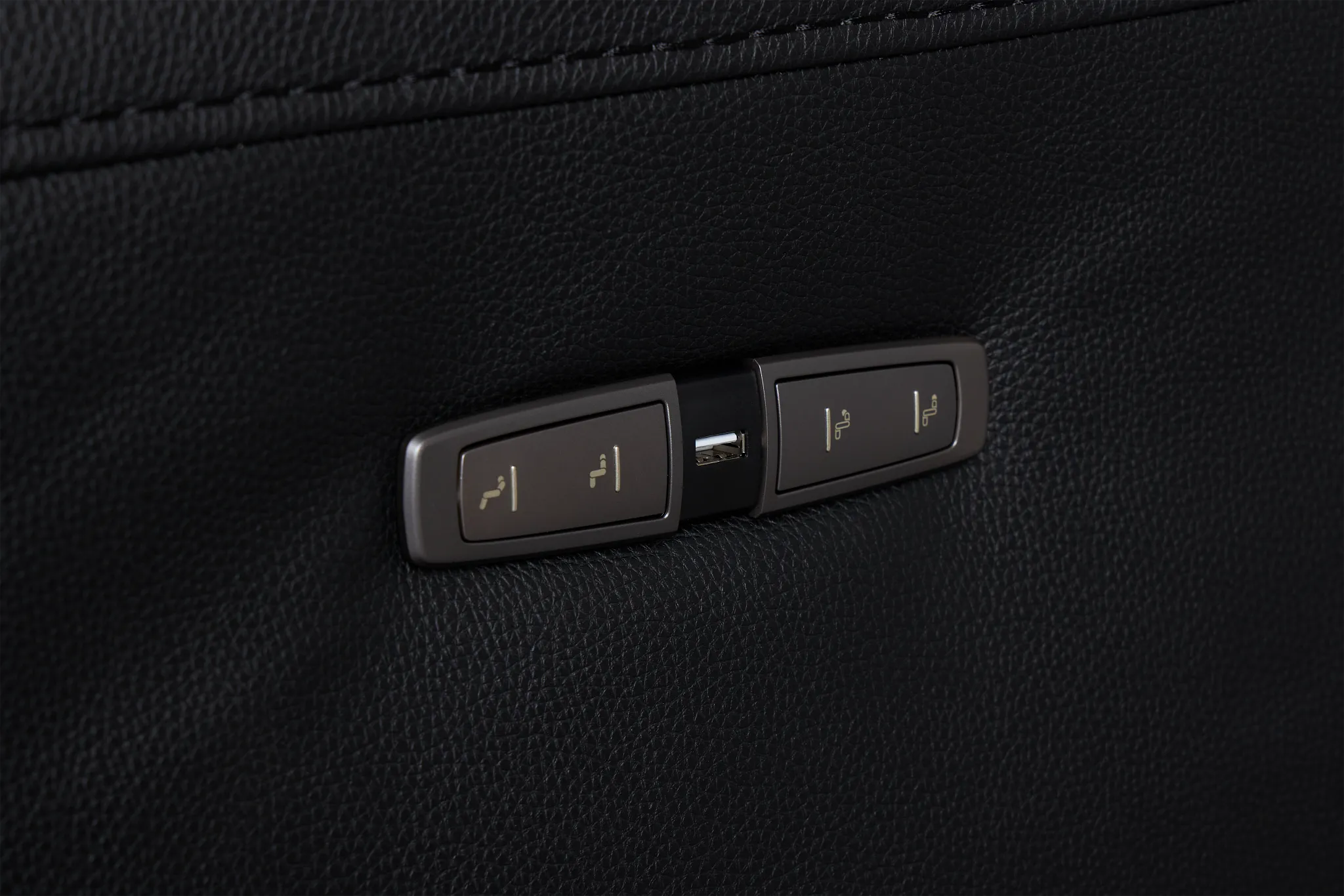 Lombardy Black Micro Medium Triple Power 2-arm Sectional