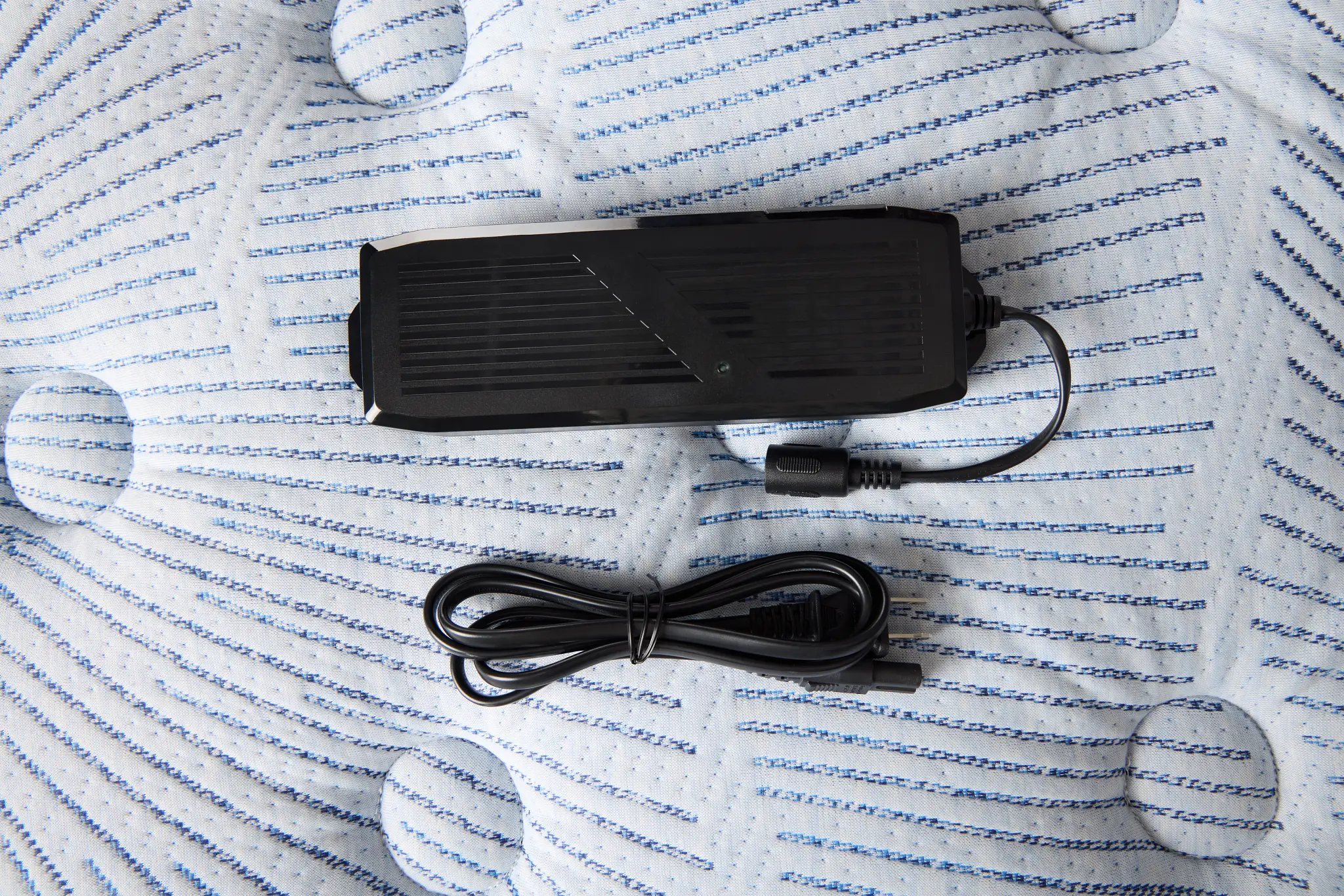 Serta Perfect Sleeper Blue Lagoon Nights Plush Plus Adjustable Mattress Set Serta Perfect Sleeper Blue Lagoon Nights Plush Plus Adjustable Mattress Set