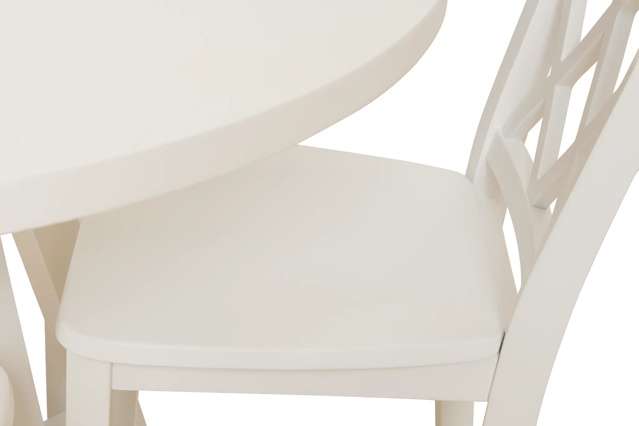 Edgartown White Round Table & 4 White Wood Chairs Edgartown White Round Table & 4 White Wood Chairs