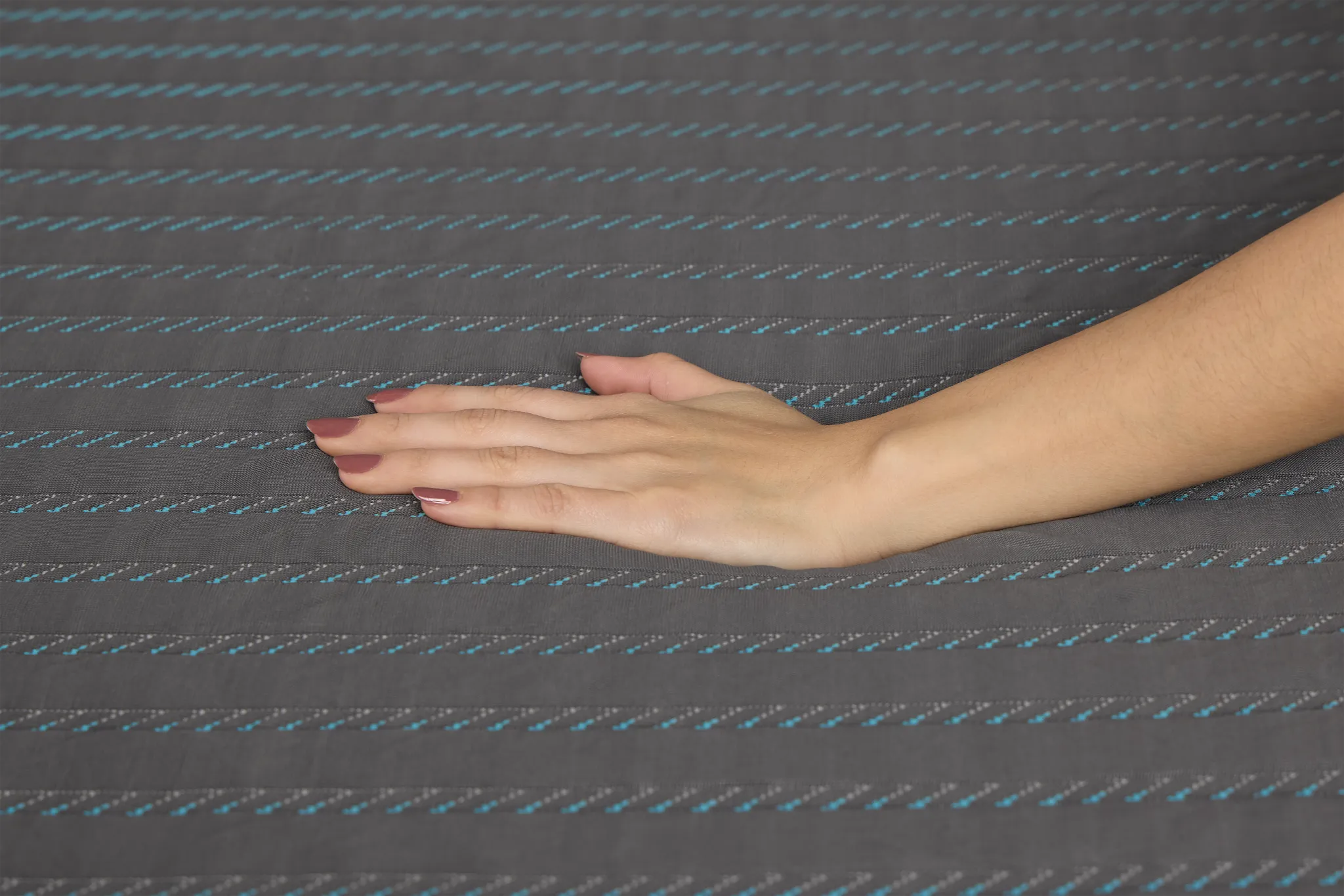 Rest & Renew Performance Max 14.5" Medium Hybrid Mattress