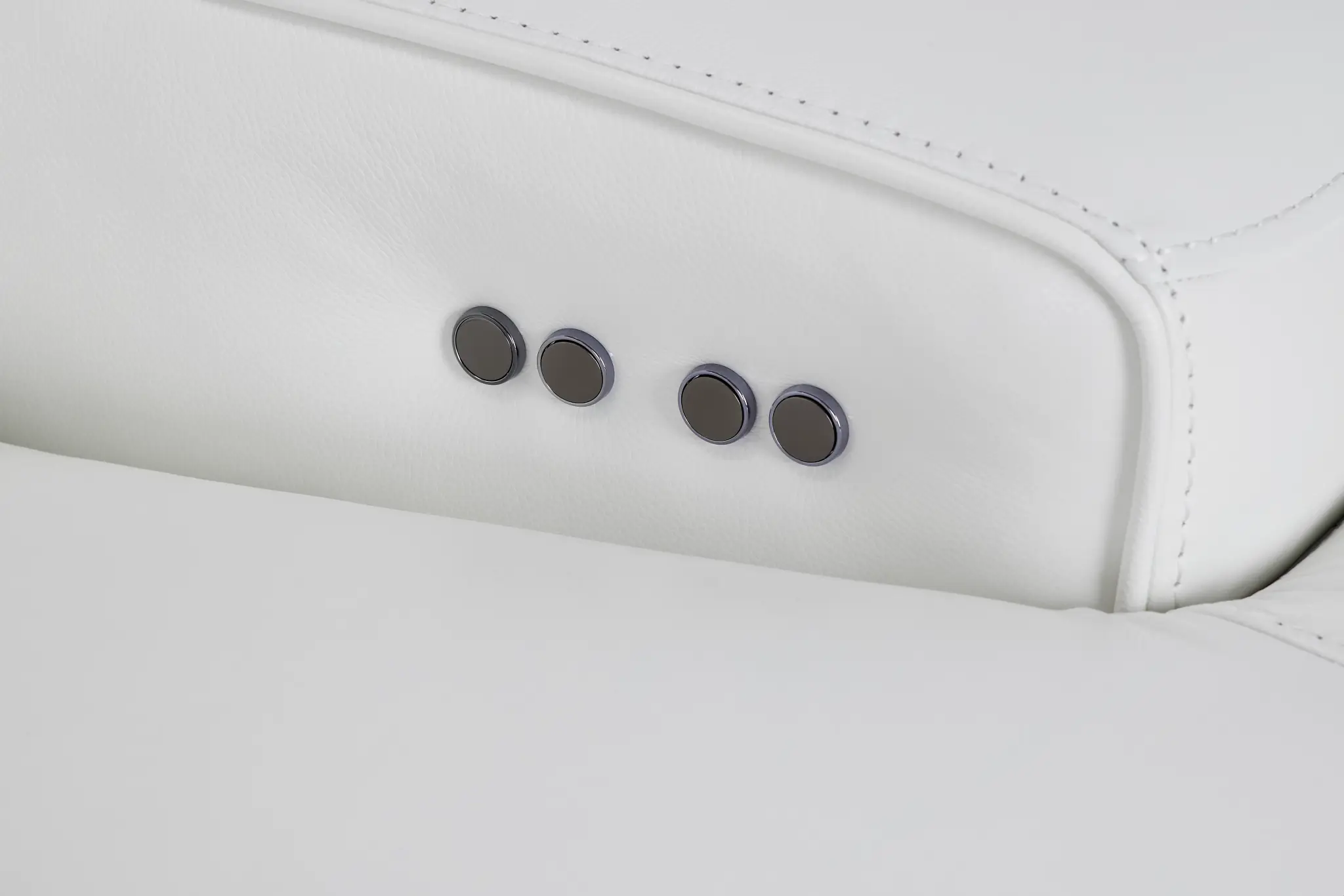 Reign White Lthr/vinyl Power Reclining Sofa Reign White Lthr/vinyl Power Reclining Sofa