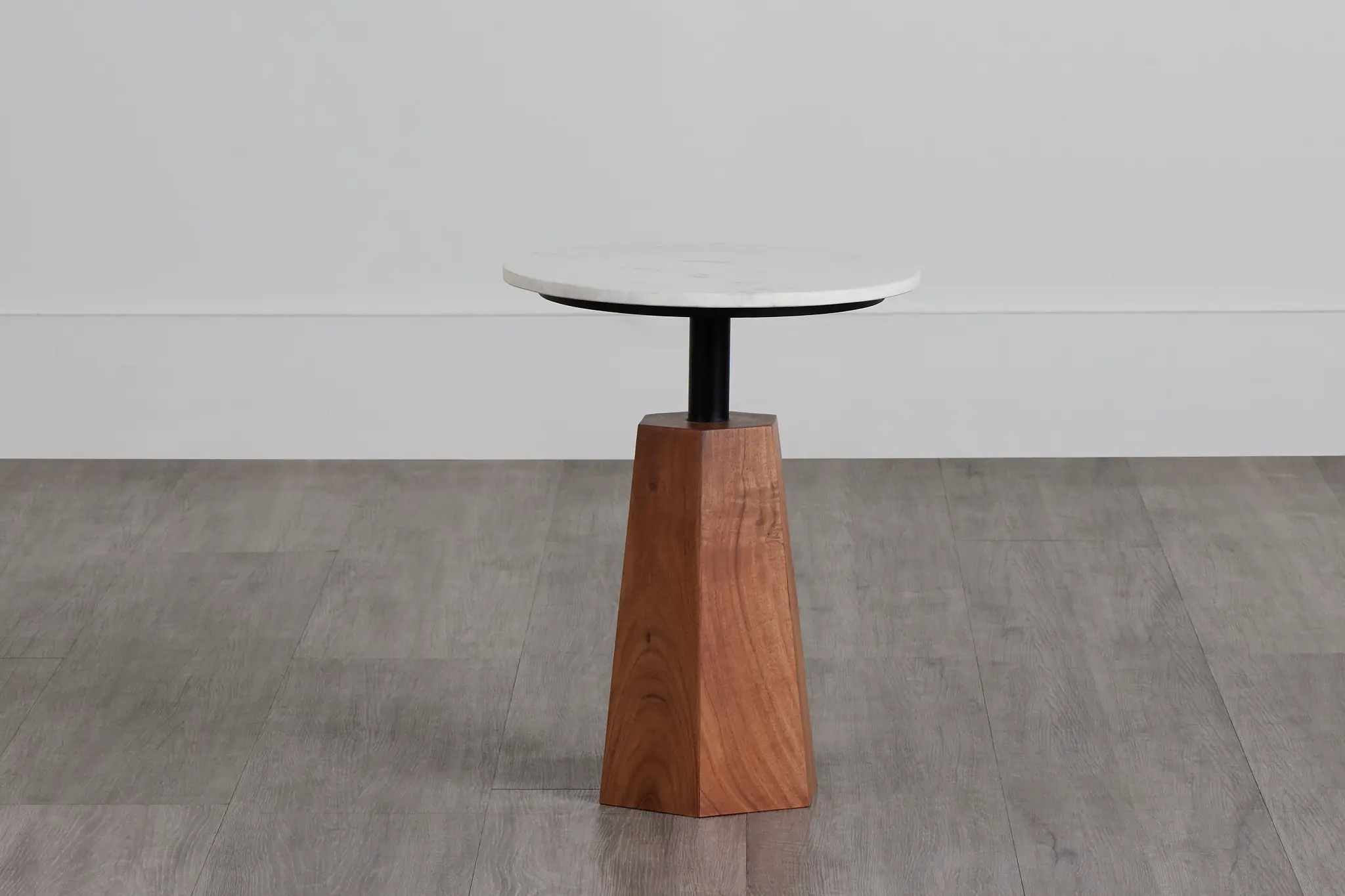 Boone White Accent Table Boone White Accent Table