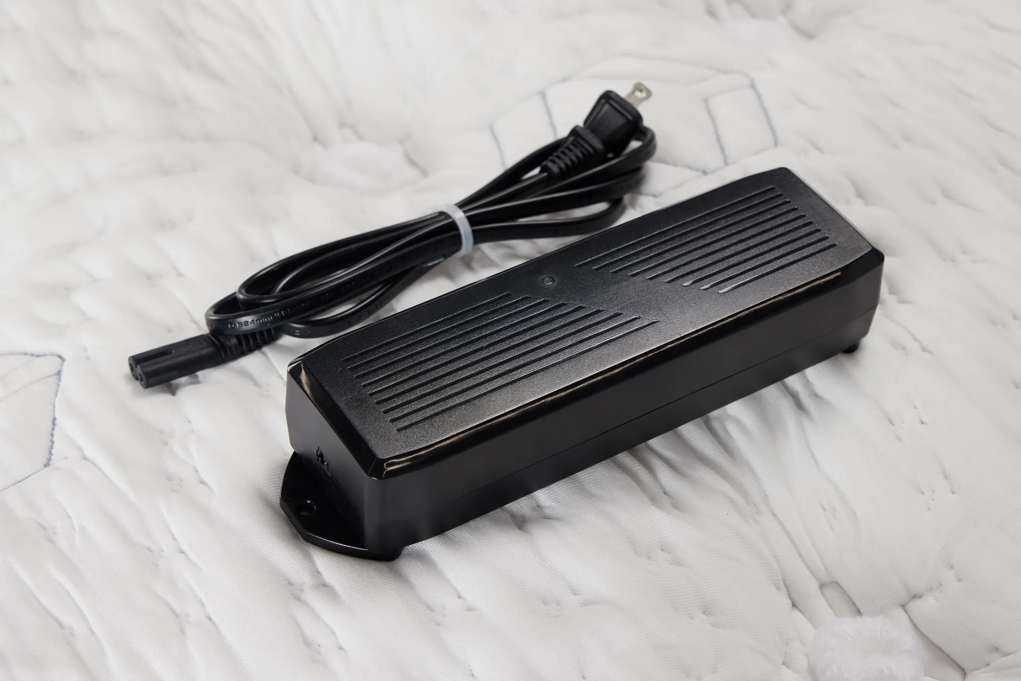 Aireloom Timeless Odyssey Luxetop M1 Plush Deluxe Adjustable Mattress Set