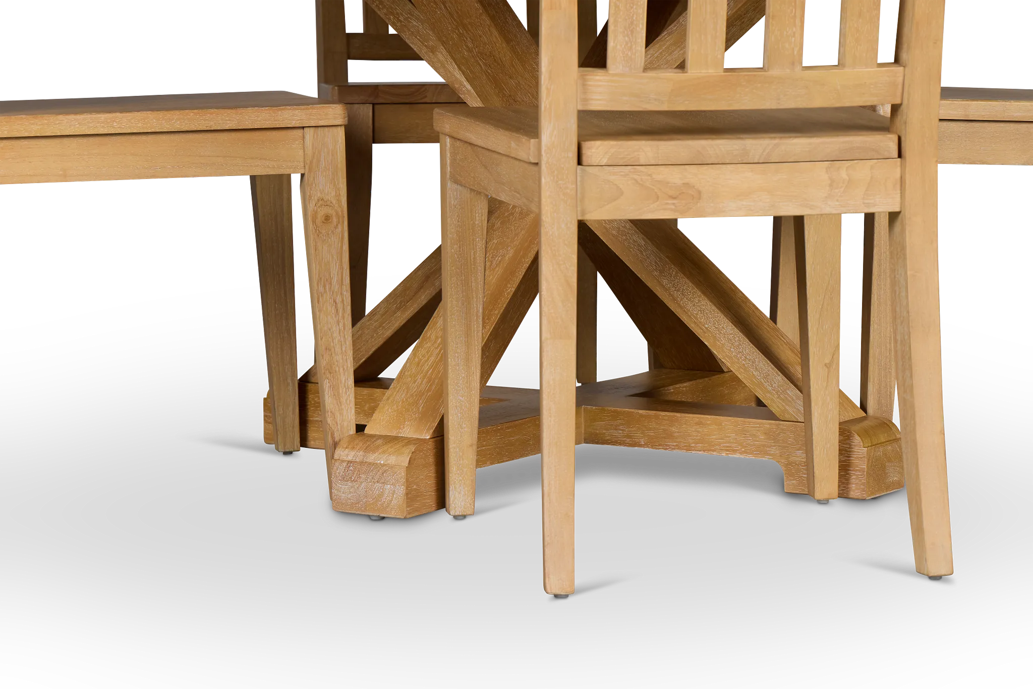 Nantucket Light Tone Round Round Table & 4 Light Tone Chairs