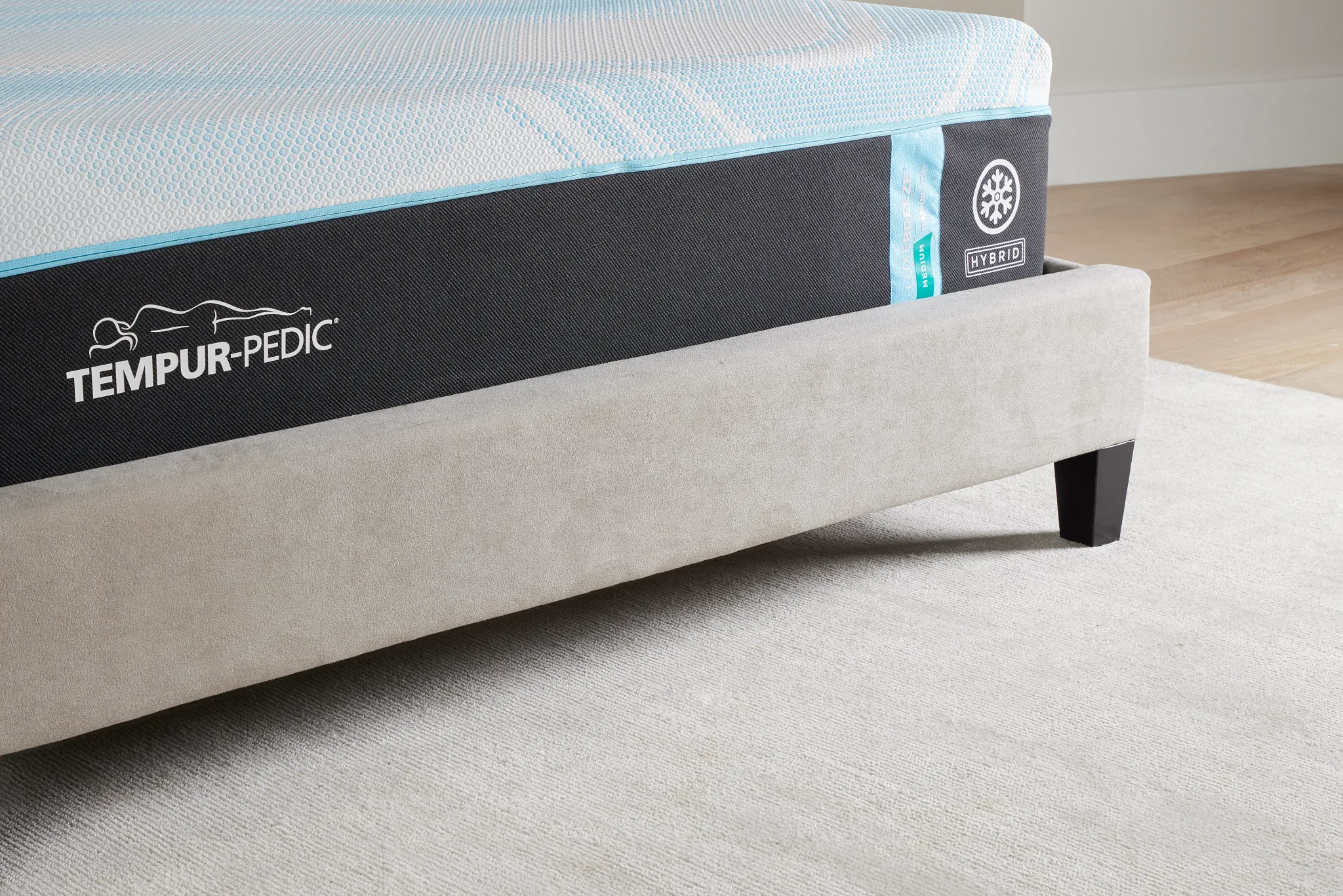 Tempur-pedic Tempur-luxebreeze 13" Medium Hybrid Mattress