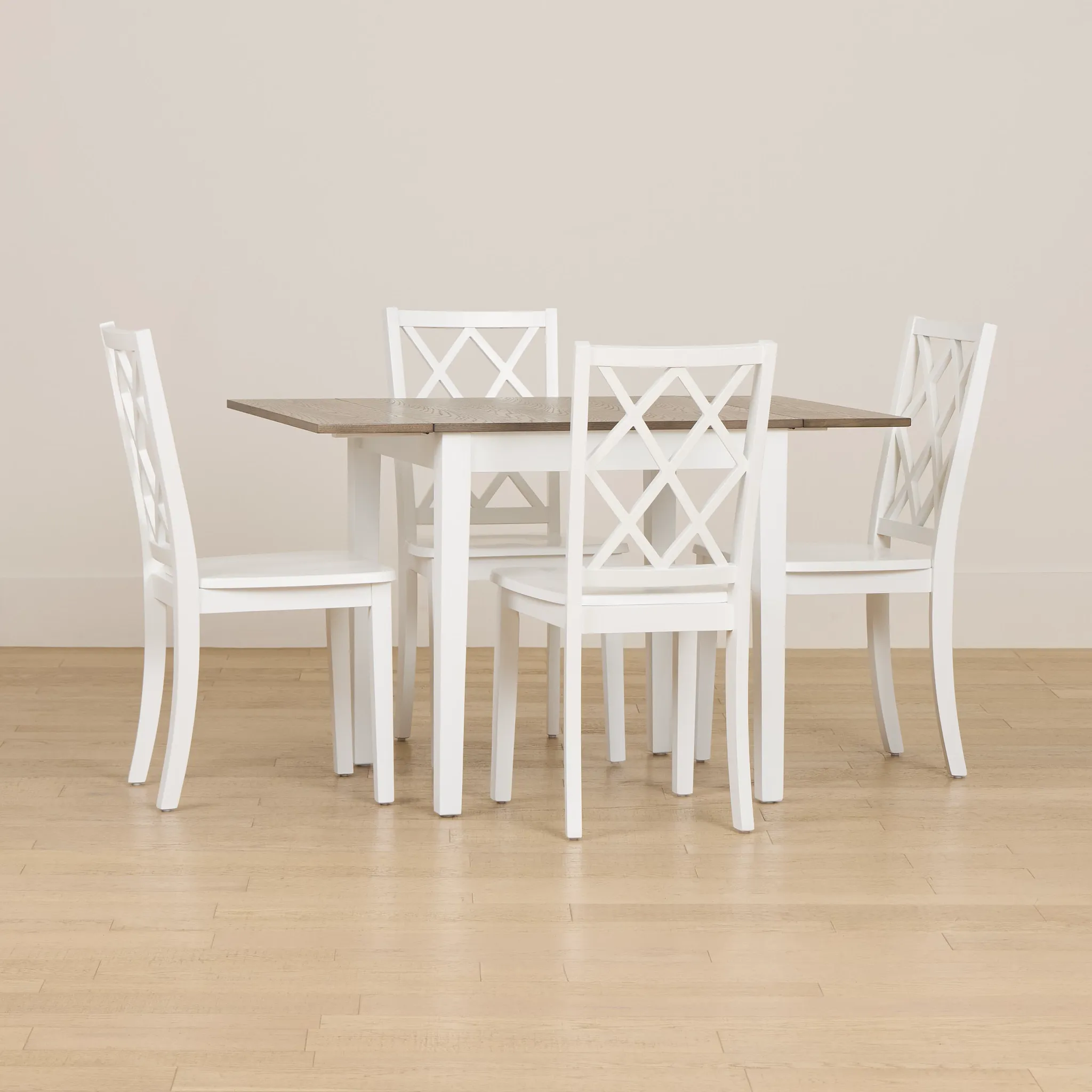 Edgartown Two-tone Rect Table & 4 White Wood Chairs