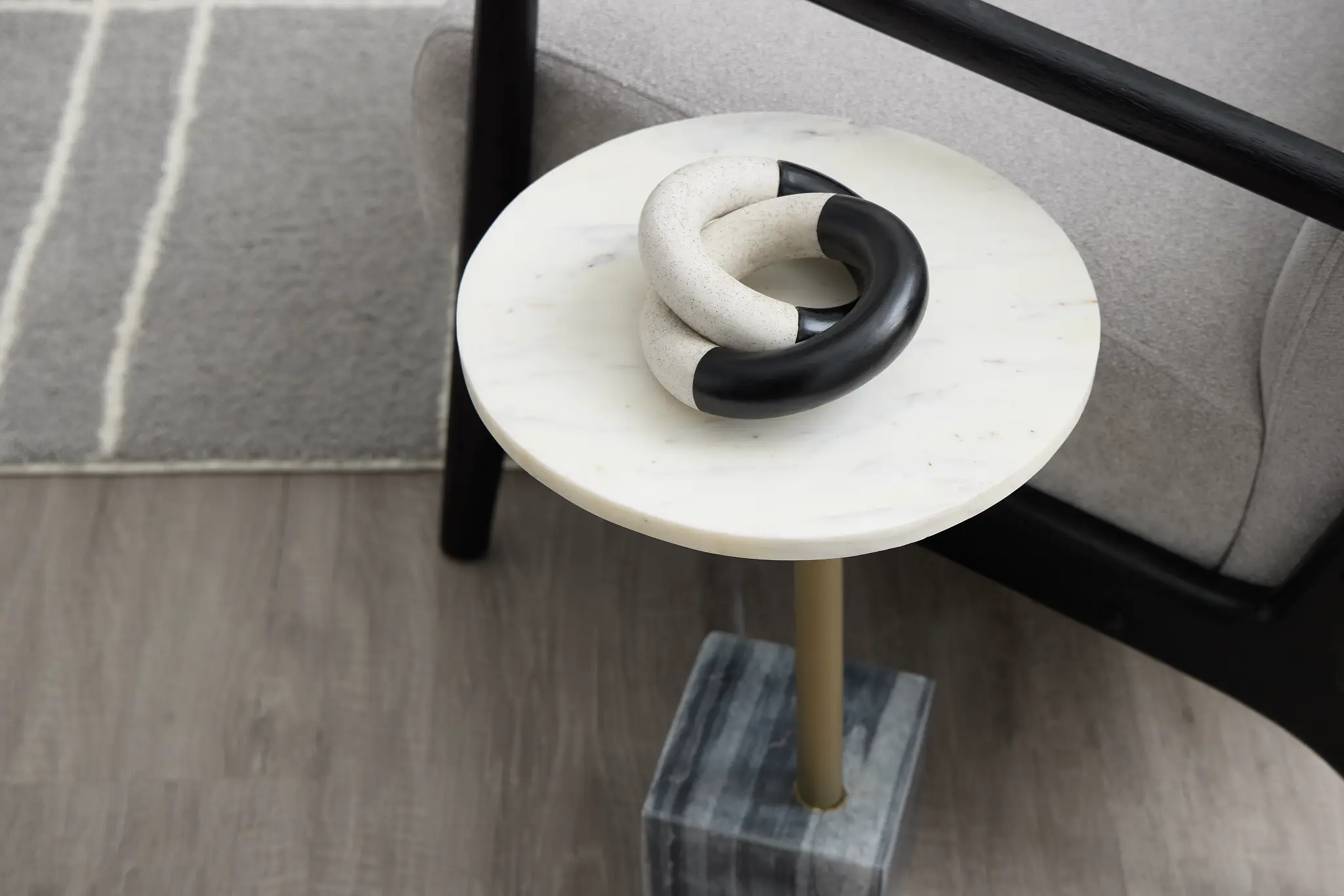 Benji Black Tabletop Accessory Benji Black Tabletop Accessory