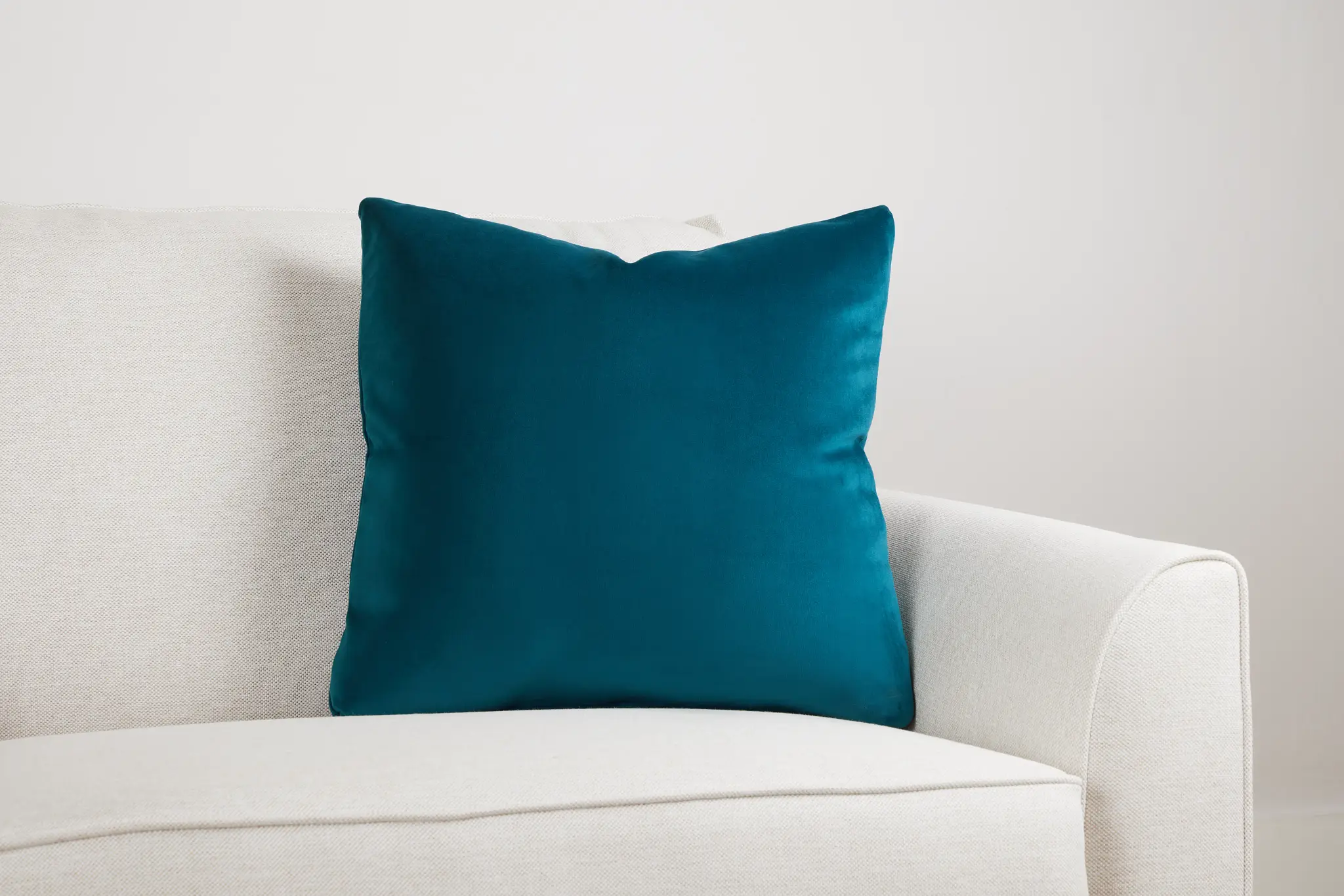 Reign Teal 20" Accent Pillow Reign Teal 20" Accent Pillow