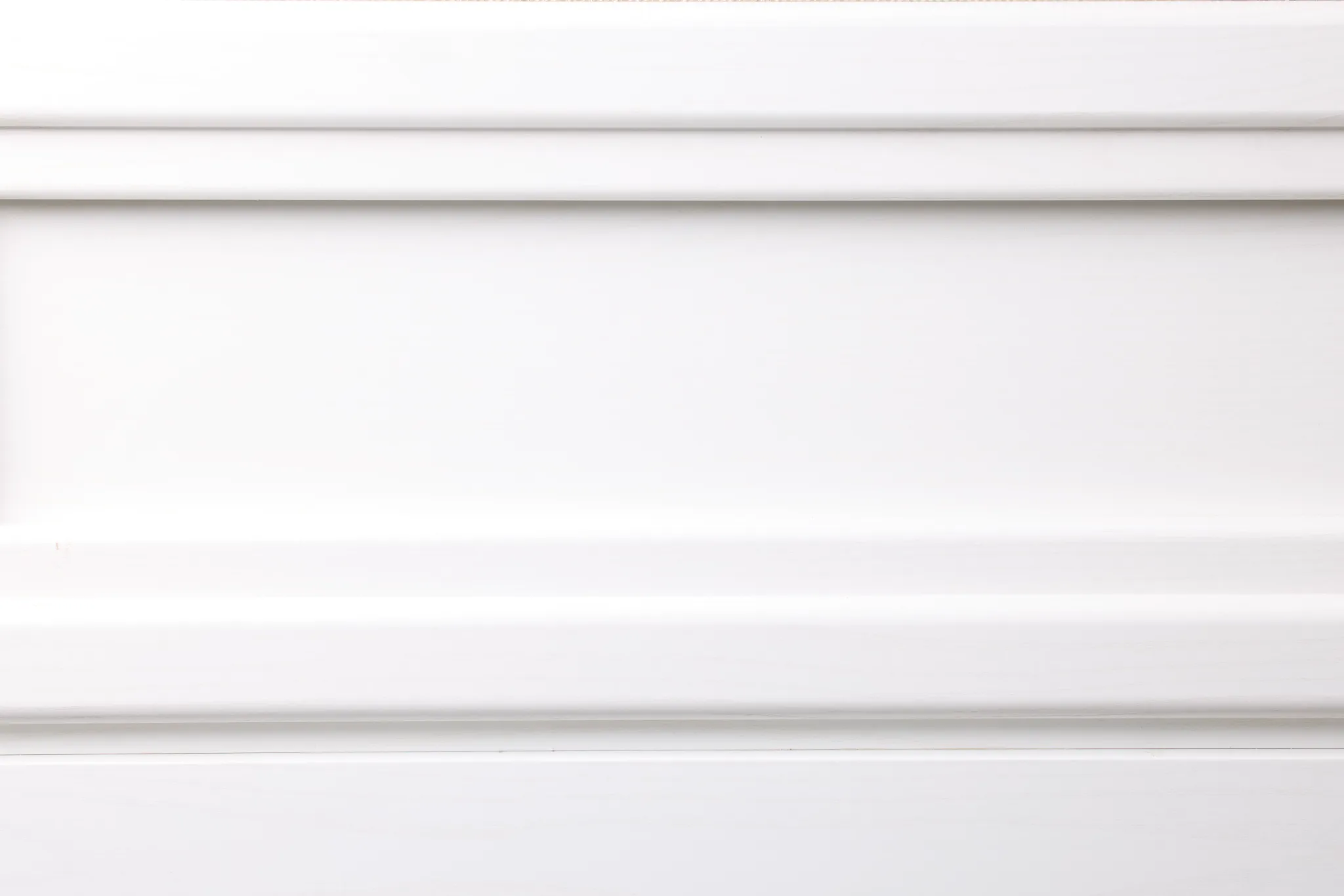 Alessandria White Uph Panel Bed With Lights