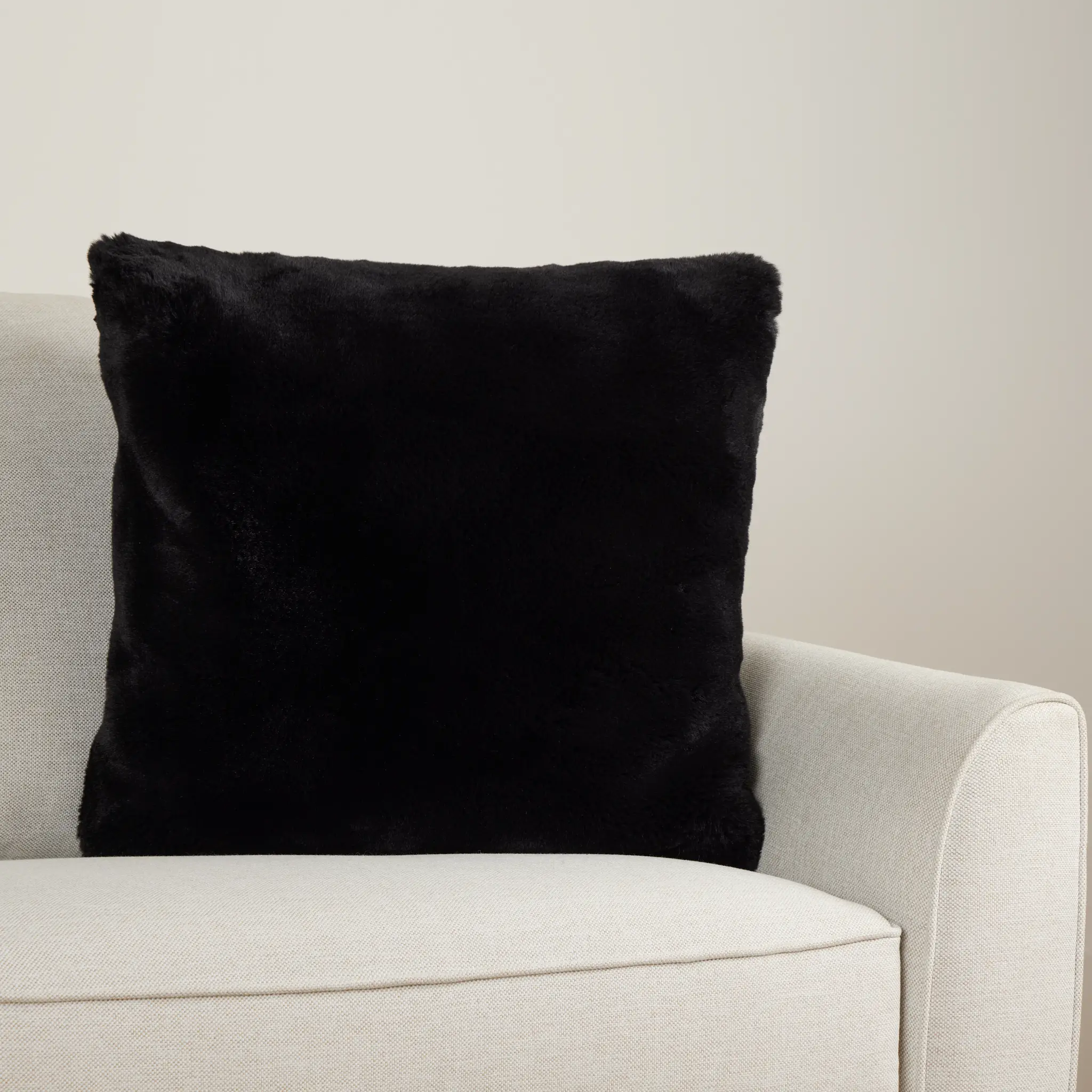 Kaycee Black 22" Accent Pillow Kaycee Black 22" Accent Pillow