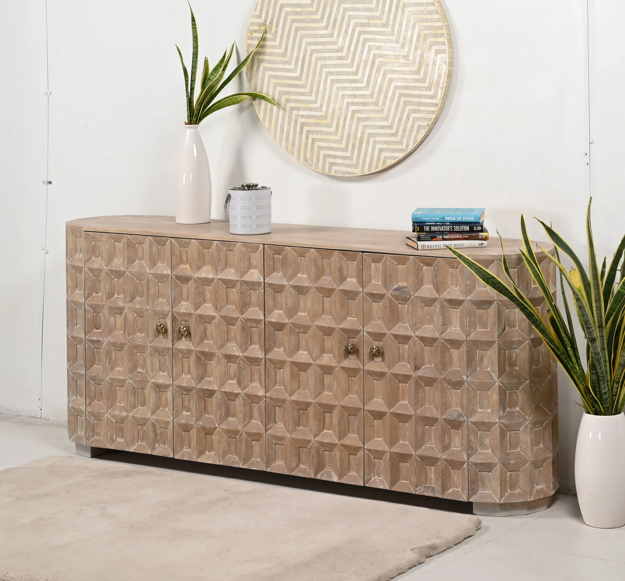 Gillian White Four-door Cabinet