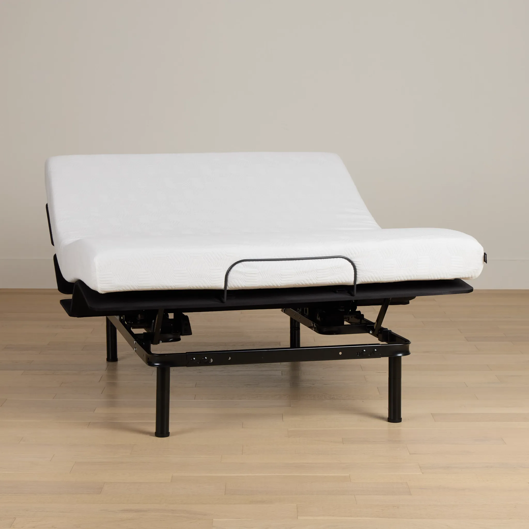 Rest & Renew By Zinus Gel Memory Foam Mattress 6" Firm Slat Adjustable Mattress Set