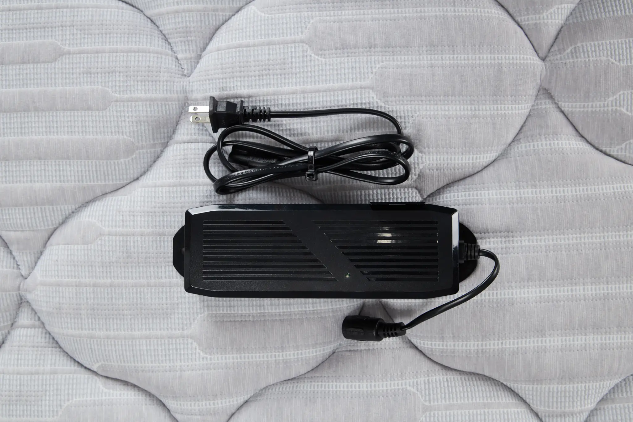 Kevin Charles By Sealy Essential Medium Plus Adjustable Mattress Set Kevin Charles By Sealy Essential Medium Plus Adjustable Mattress Set