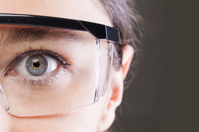 Charles River offers in vitro ocular irritation and serious eye damage models that may be used in replacement of acute ocular studies.