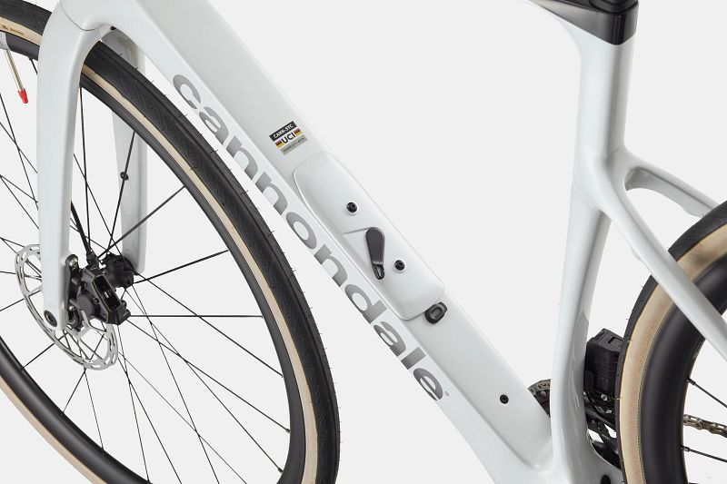 未使用　CANNONDALE　スマートセンス 　　キャノンデール Synapse Carbon 3 SmartSense | Endurance Bikes | Cannondale