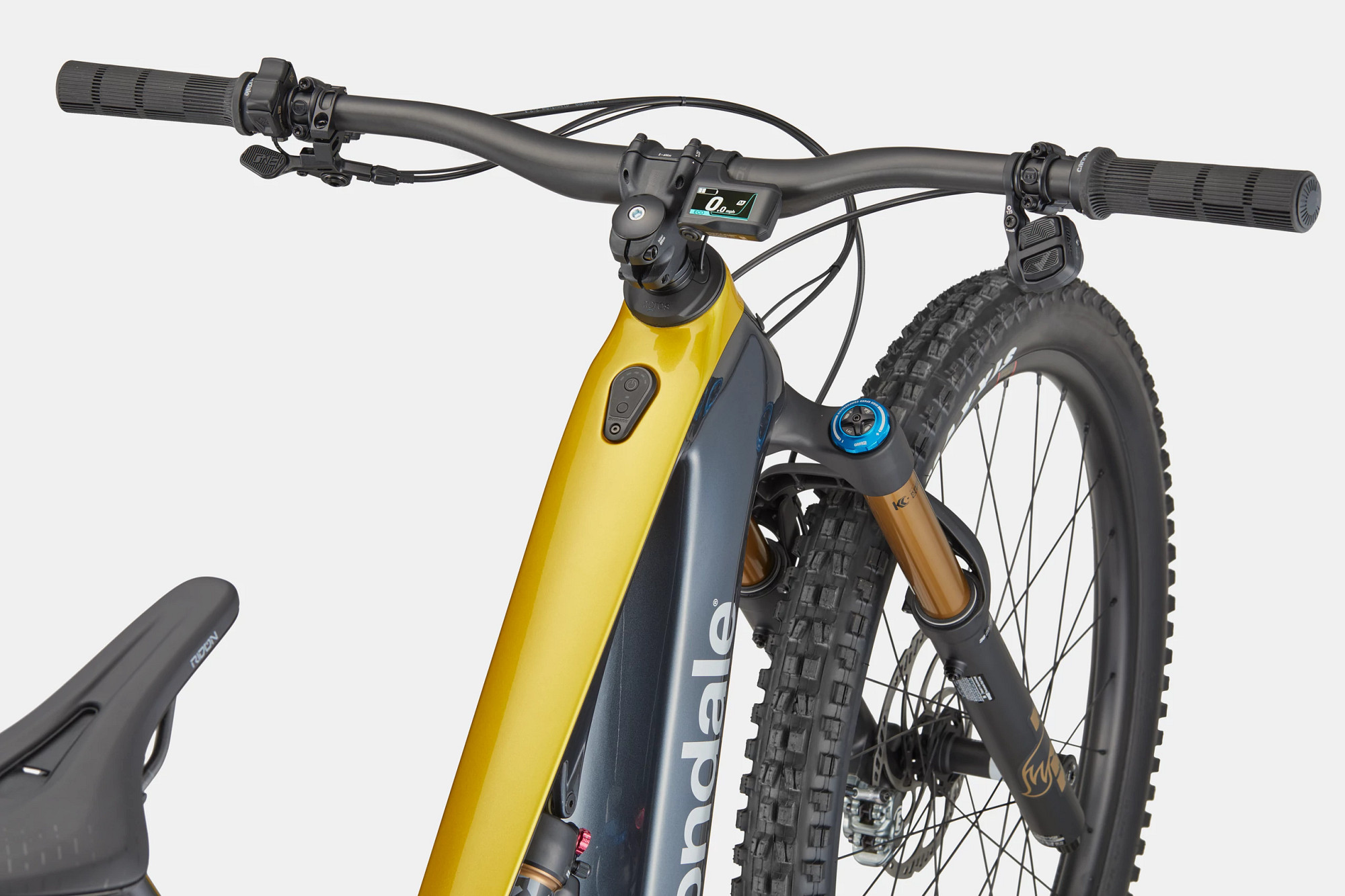 Cannondale Moterra SL 1 close up detail on a studio background