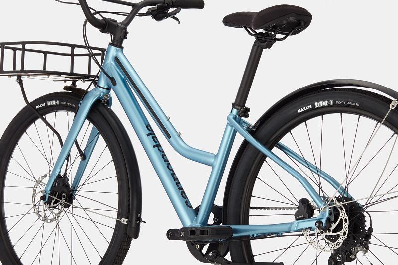 Treadwell EQ Remixte Hybrid City Bikes Cannondale