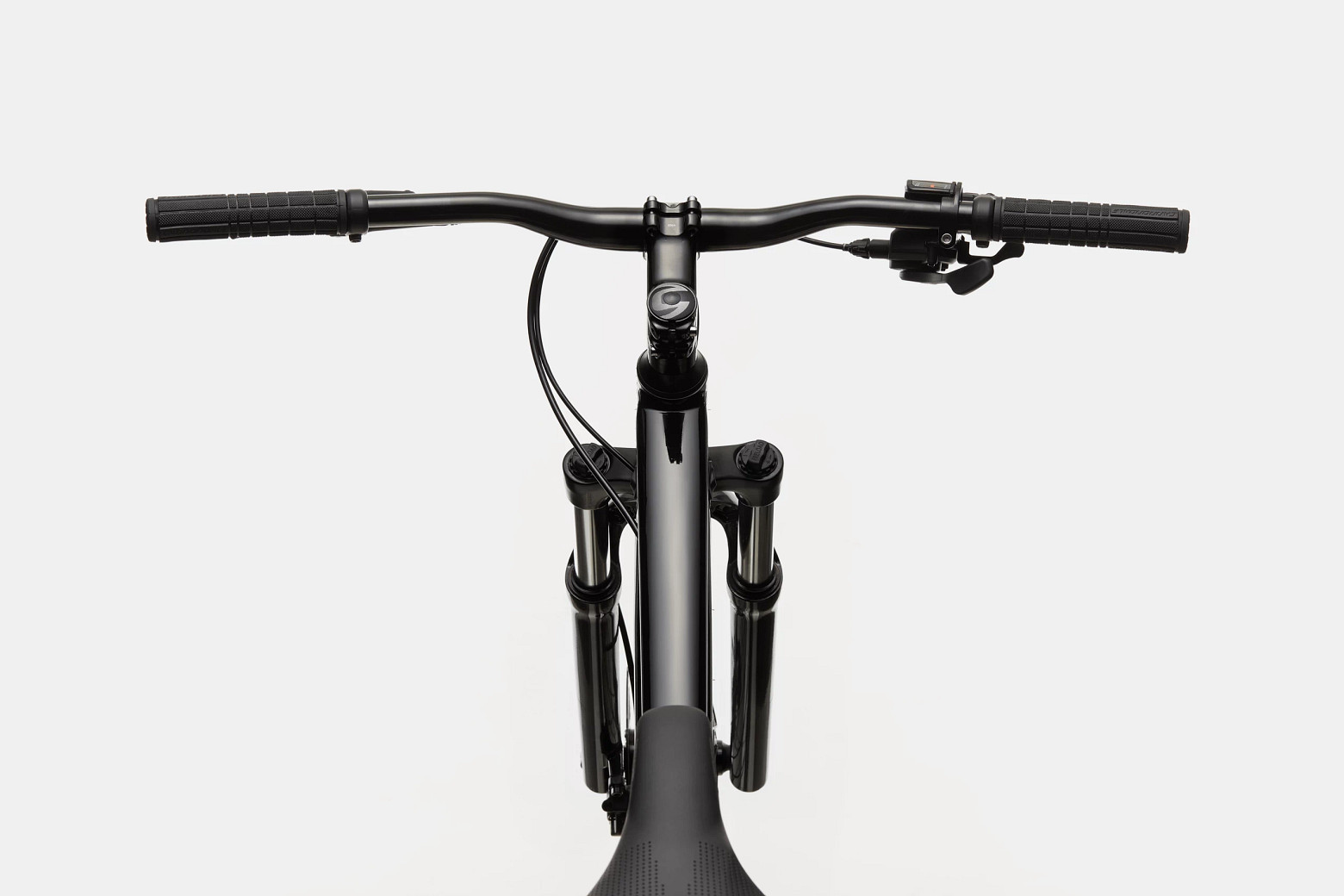C21_C26811U_Trail_7.1_BLK_D1. 