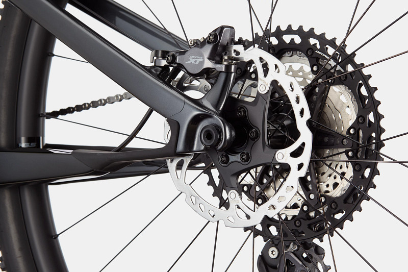 a bicycle wheel with a black frame