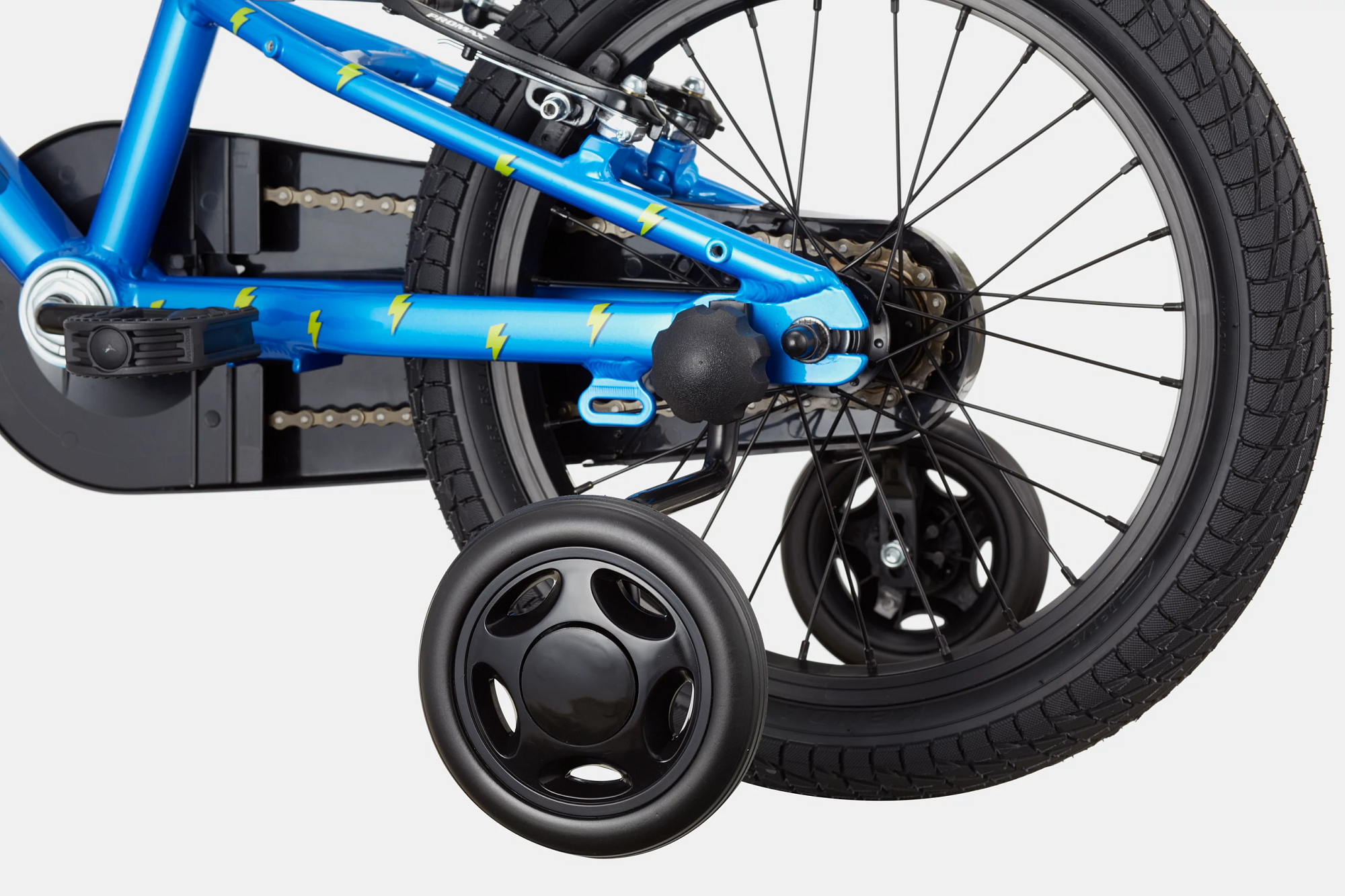 【都内受渡し希望】キャノンデール　子ども用自転車 16インチ 補助輪付き C22_C51352U_Kids_Trail_FW_ELB_