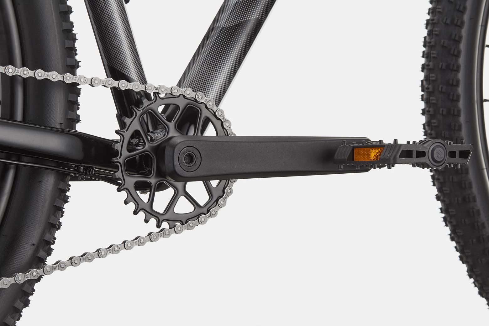 C21_C26811U_Trail_7.1_BLK_D2.