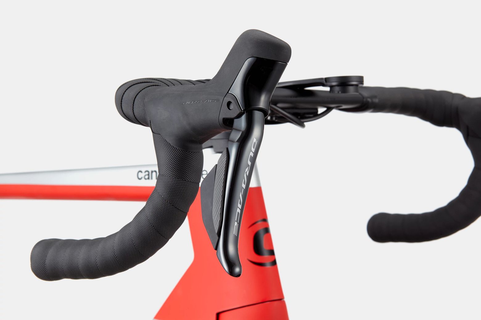 C21_C11131U_SystemSix_HM_DA_Di