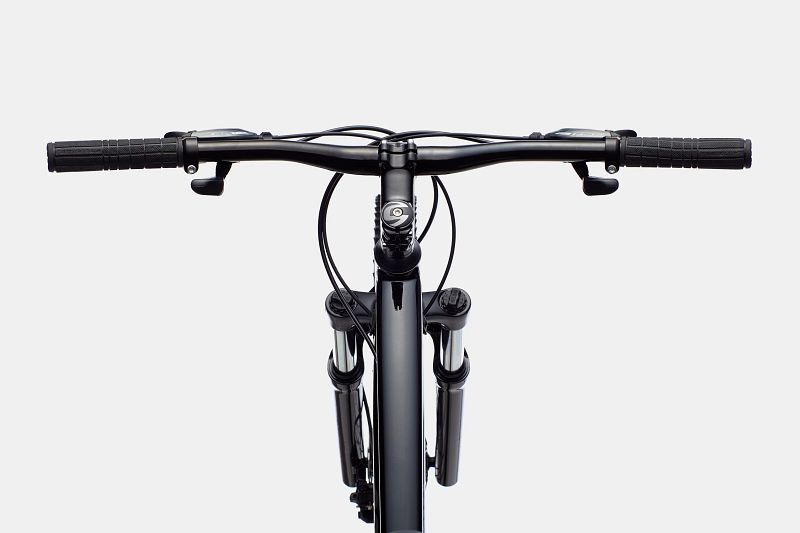 Cannondale trail 8 discount specs