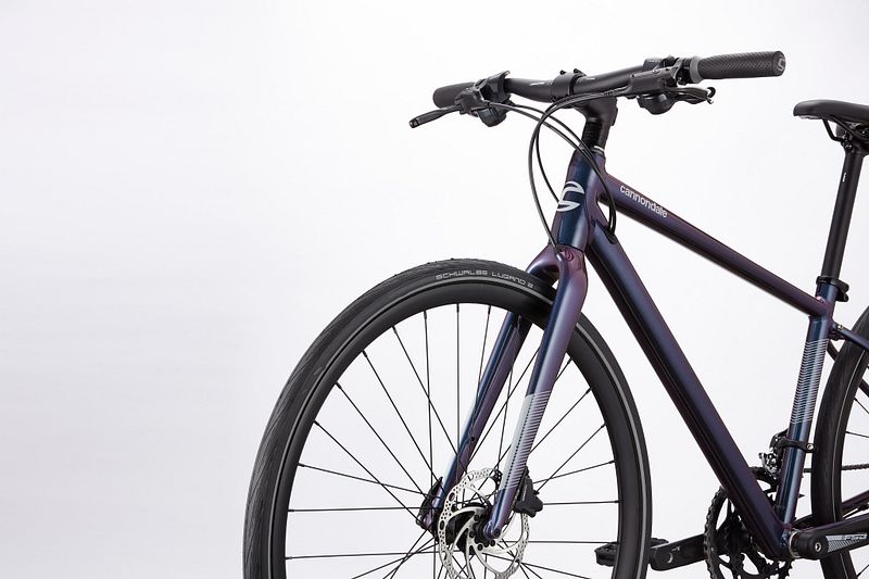 Quick Women s 2 Hybrid Bikes Cannondale