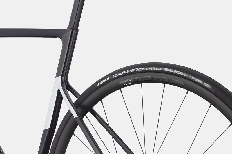 SuperSix EVO Carbon Disc 105 | Race Bikes | Cannondale