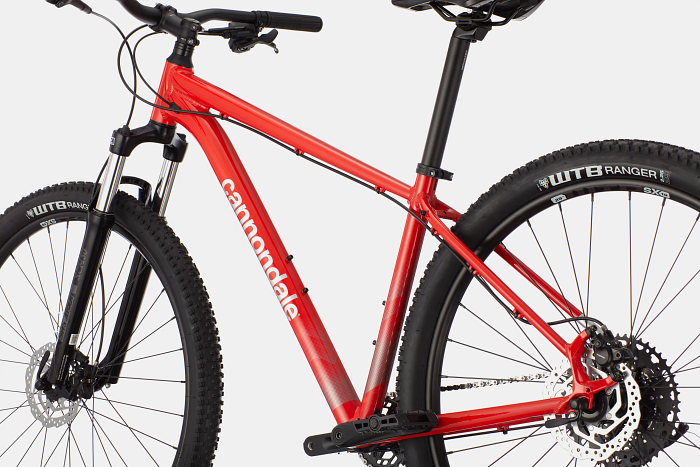 cannondale bikes red