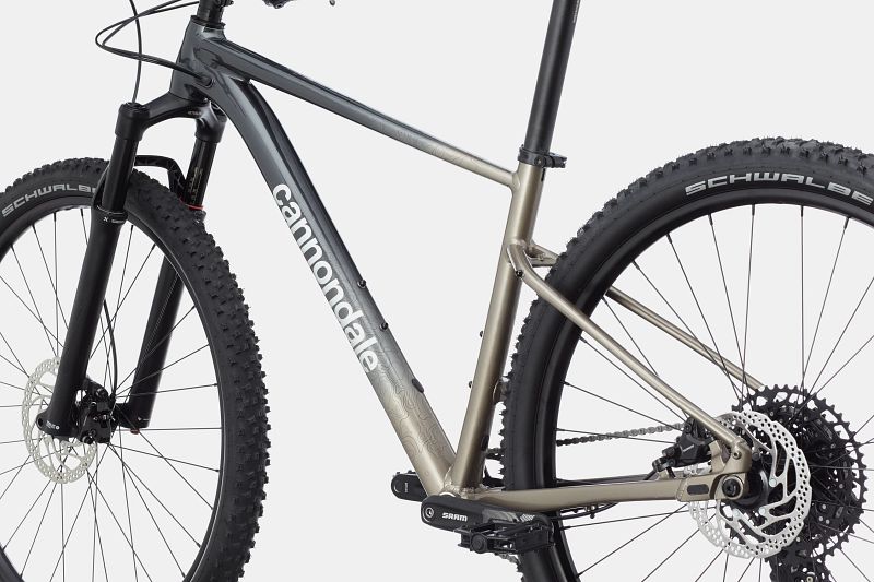 Cannondale discount trail 1