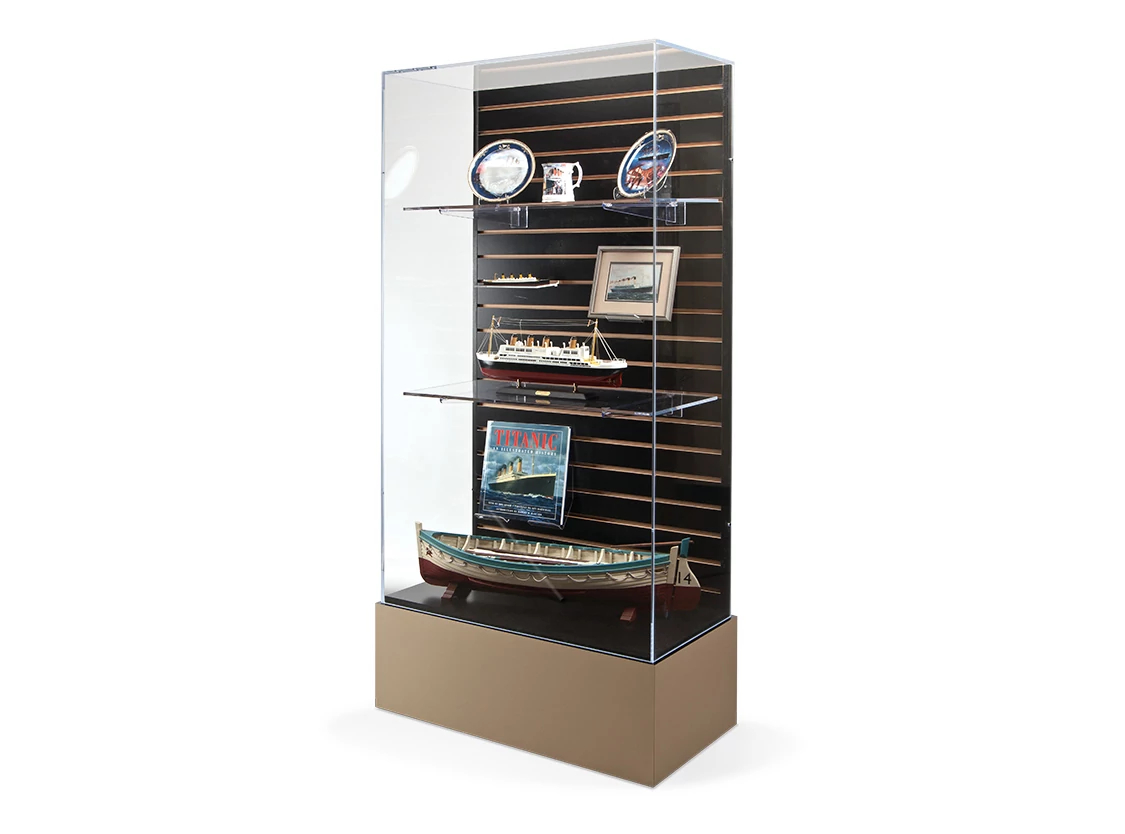 Collector's Museum Display Case - 18 x 24