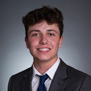 Student Headshot for Henry Chiocchi