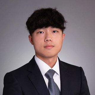 Student Headshot for Ryan Chen