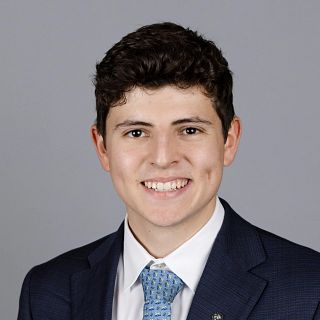 Student headshot for Roman Rosenberg