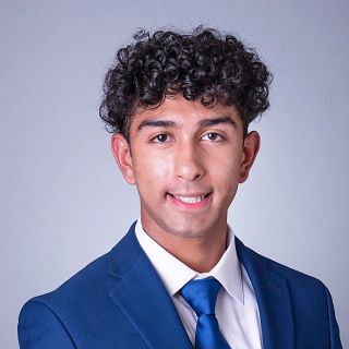 Student Headshot for Mamoon Khan