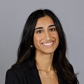 Student Headshot for Reina Trivedi