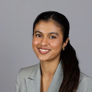 Student headshot for Naina Dhawan