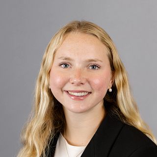 Student headshot for Julia Gregory