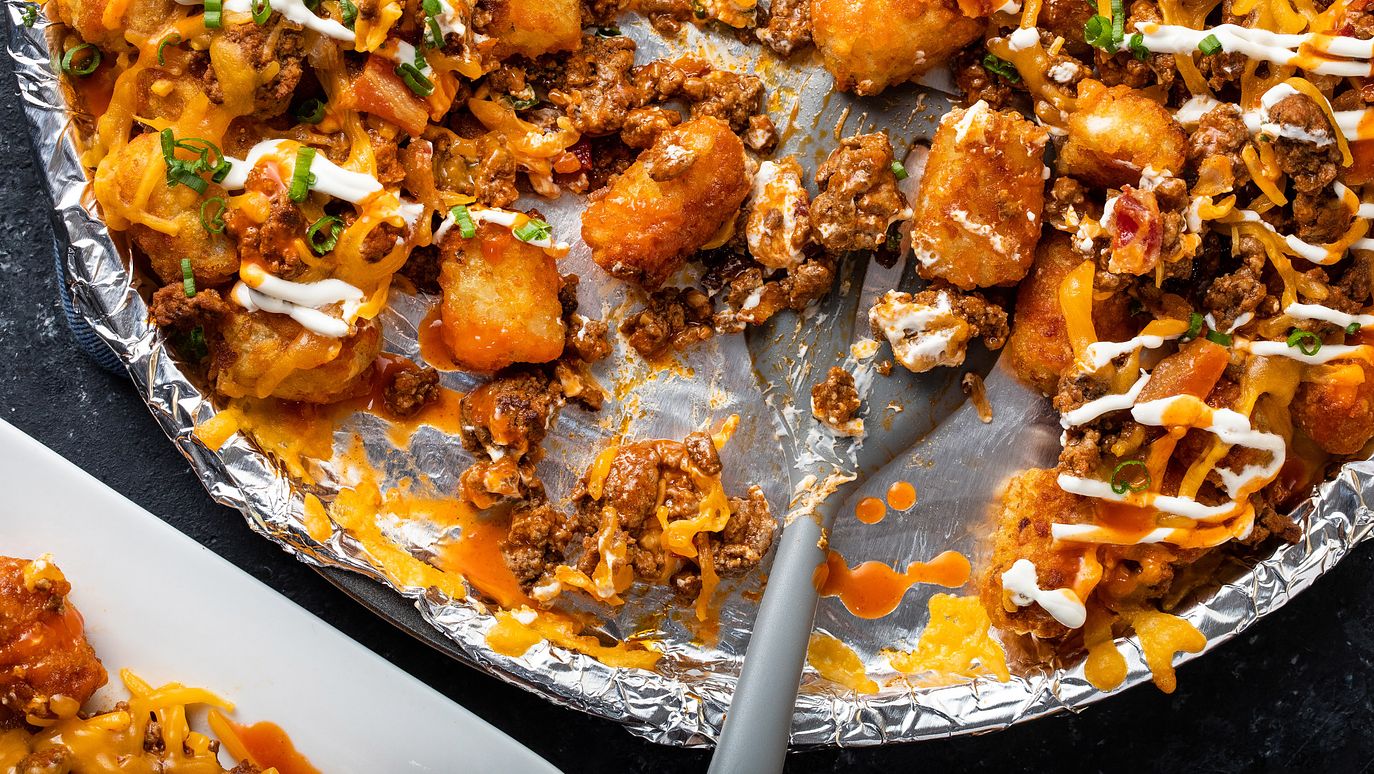 POMMES DE TERRE FAÇON NACHOS À LA SAUCE REDHOT