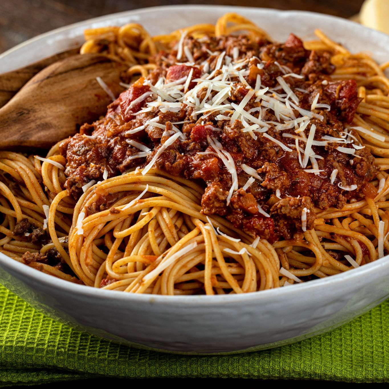 Spaghetti Bolognese with Garlic; Basil & Oregano | Gourmet Garden