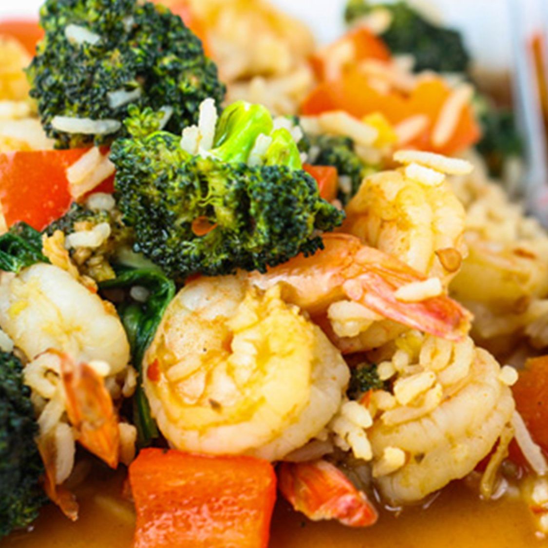 Spicy Thai Shrimp Skillet Stubb S Bbq Smother homemade pad thai with spicy shrimp , bean sprouts, peanuts and green onion for an asian dish you will prepare again and again. spicy thai shrimp skillet