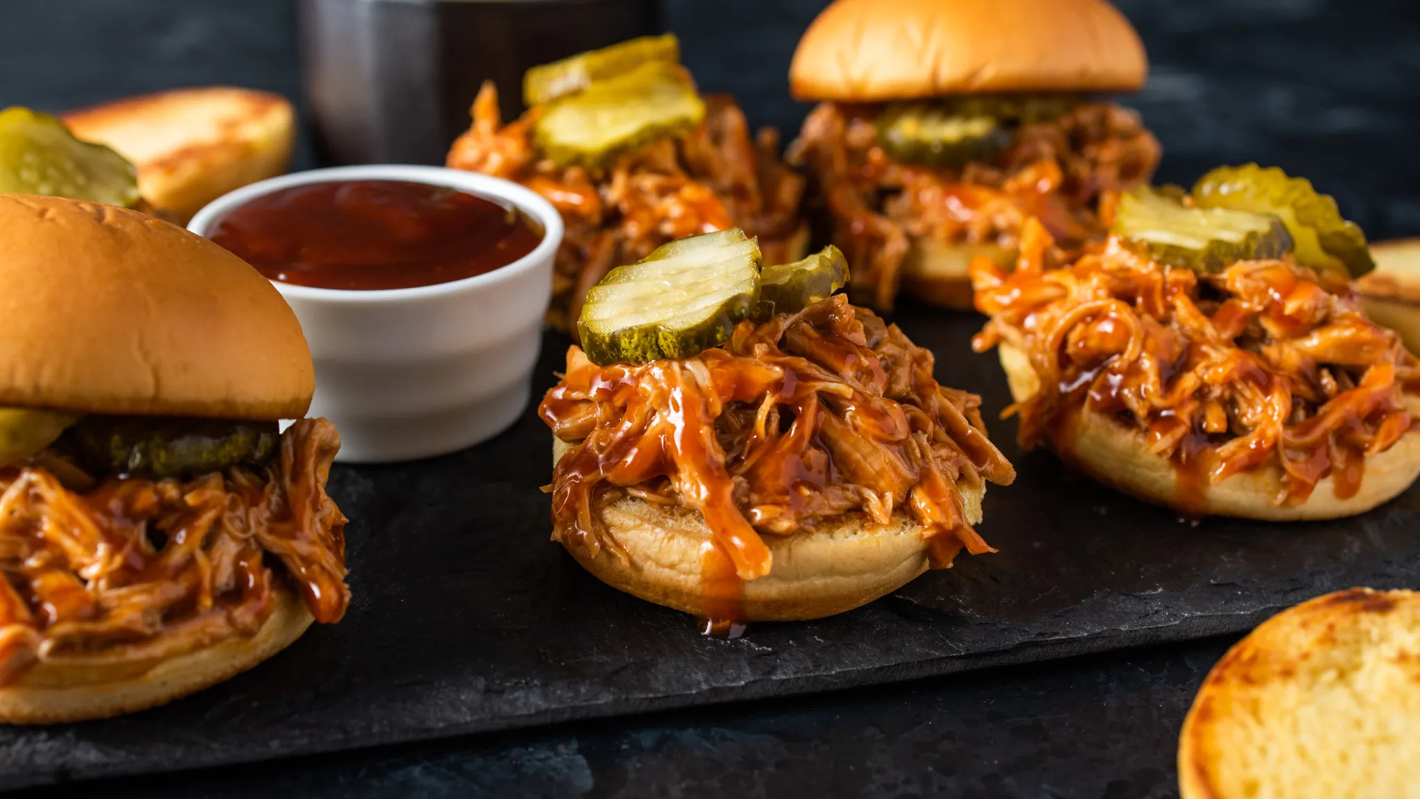 Sandwichs au poulet effiloché à l’autocuiseur Instant PotMD